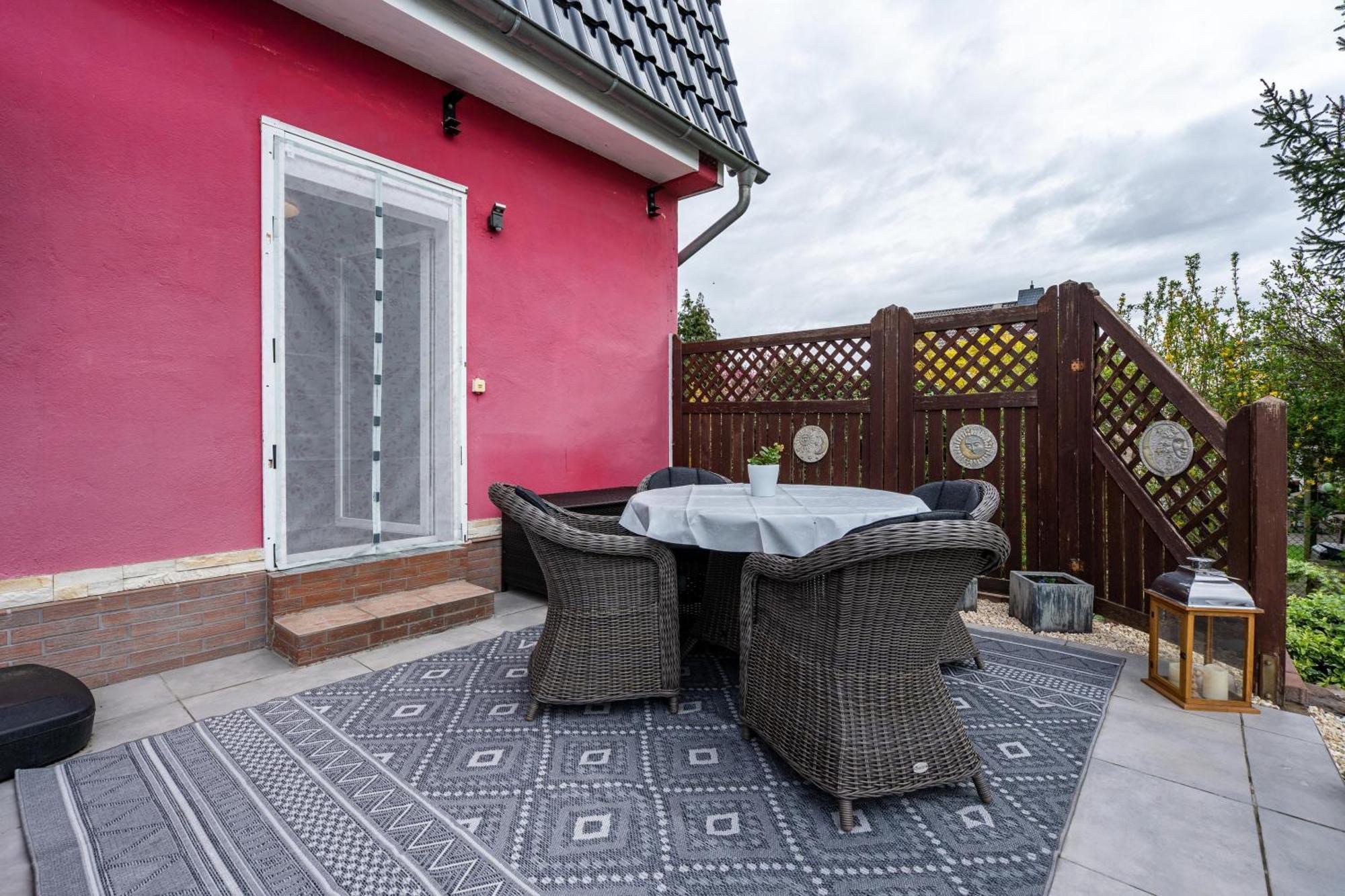 Appartamento Urlaub Mit Hund Neupetershain Esterno foto